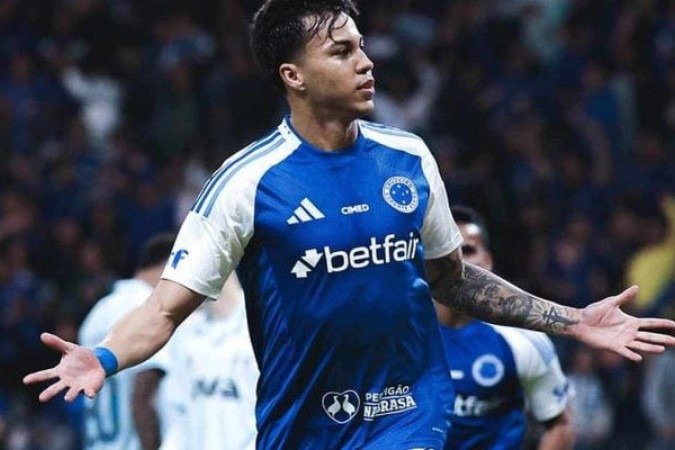 Kaio Jorge marca hat trick e lidera goleada do Cruzeiro sobre o Grêmio, no Mineirão -  (crédito: Fotos: Gustavo Martins/ CEC)