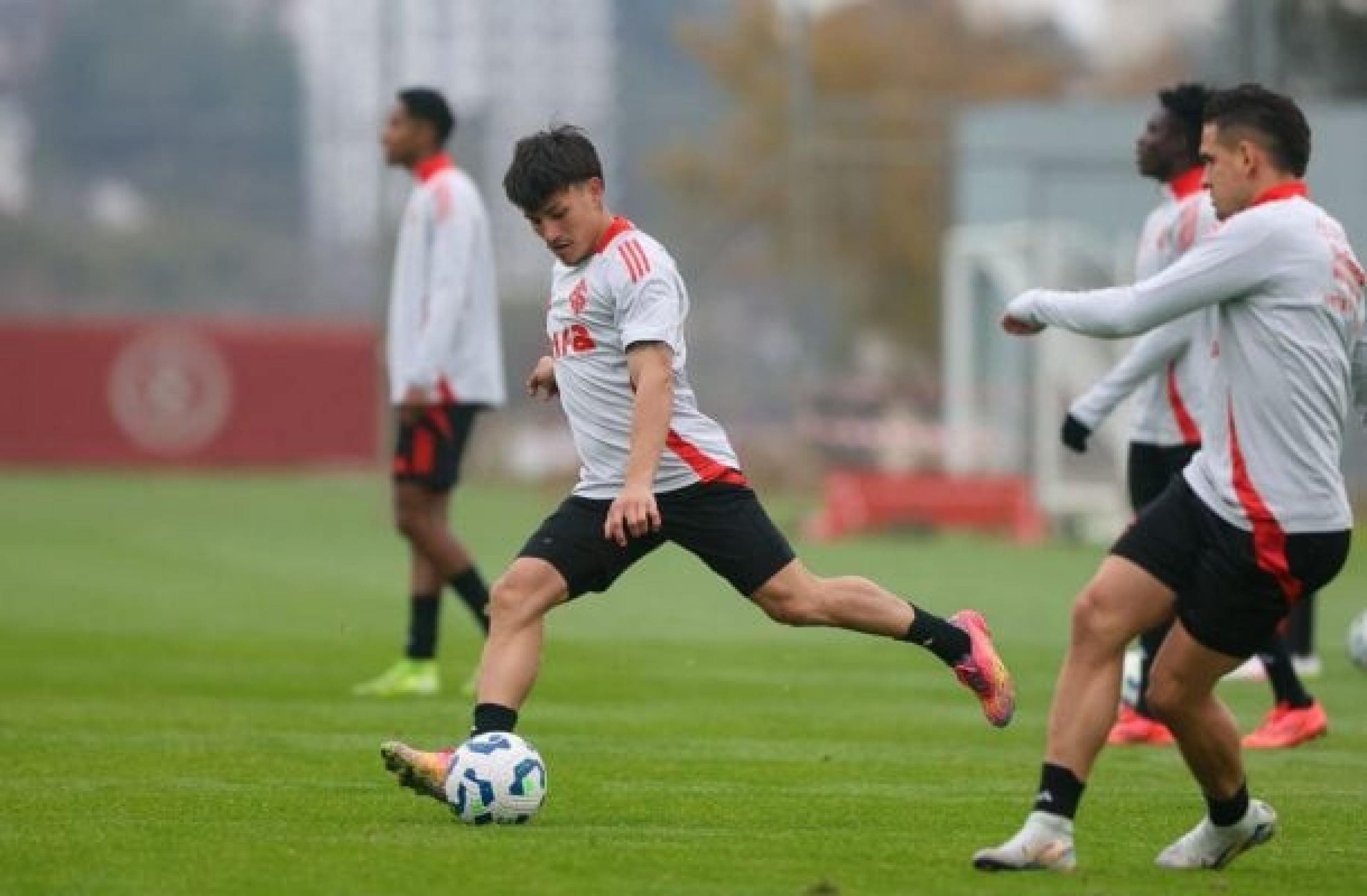 Inter projeta retorno de Bernabei para o próximo jogo