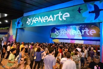 A Fenearte faz parte dos roteiros turísticos de pernambucanos e forasteiros -  (crédito: Thiago Silveira)