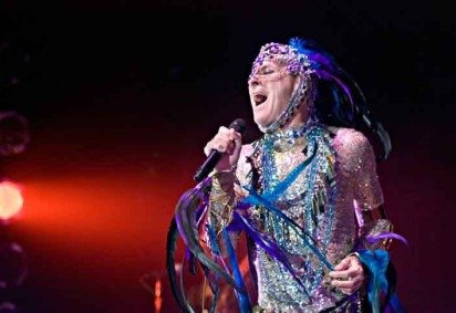 Ney Matogrosso iniciou, então, a sua carreira solo e lançou seu primeiro álbum em 1974, batizado de “Água do Céu - Pássaro”. 
 -  (crédito: Flickr Grupo Tom Brasil)