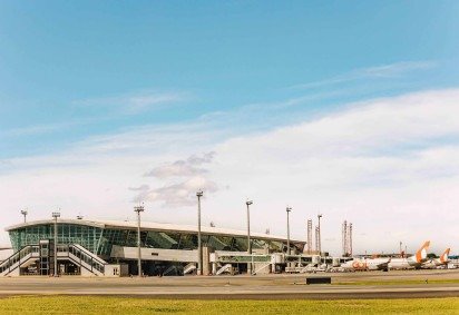 Sete pessoas precisaram de atendimento m&eacute;dico ap&oacute;s vazamento de g&aacute;s em Aeroporto Internacional de Bras&iacute;lia -  (crédito: Divulga&ccedil;&atilde;o/Bento Viana) -Sete pessoas precisaram de atendimento m&eacute;dico ap&oacute;s vazamento de g&aacute;s em Aeroporto Internacional de Bras&iacute;lia -  (crédito: Divulga&ccedil;&atilde;o/Bento Viana)