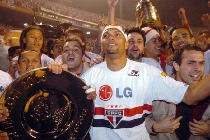 São Paulo celebra 20 anos da conquista do tricampeonato da Libertadores - (crédito: Foto: Divulgação / saopaulofc.net) São Paulo celebra 20 anos da conquista do tricampeonato da Libertadores - (crédito: Foto: Divulgação / saopaulofc.net)