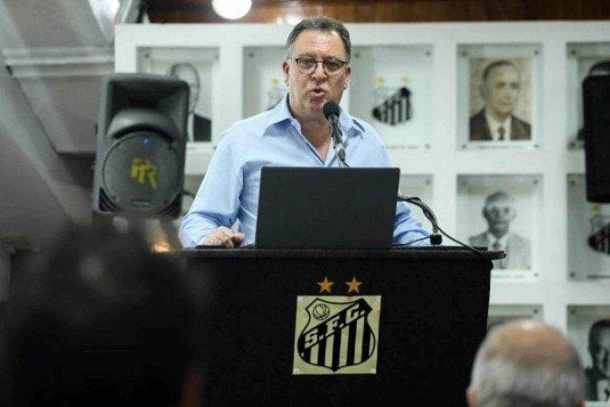 Teixeira garantiu que obra não será feita apenas com o seguro - (crédito: Foto: Divulgação/Santos FC) Teixeira garantiu que obra não será feita apenas com o seguro - (crédito: Foto: Divulgação/Santos FC)