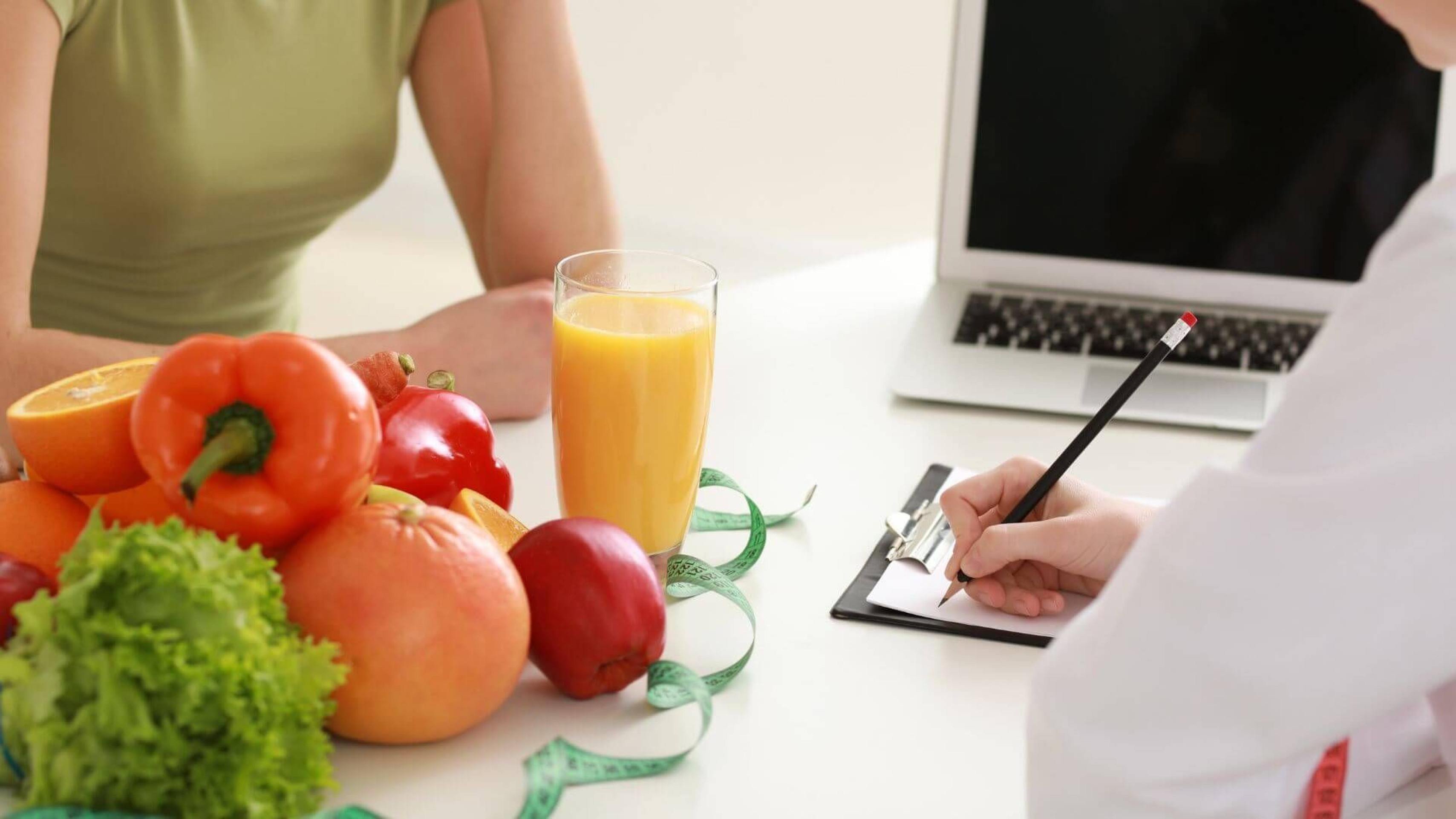 Pesquisas concluem que dietas restritivas e jejum têm efeitos semelhantes