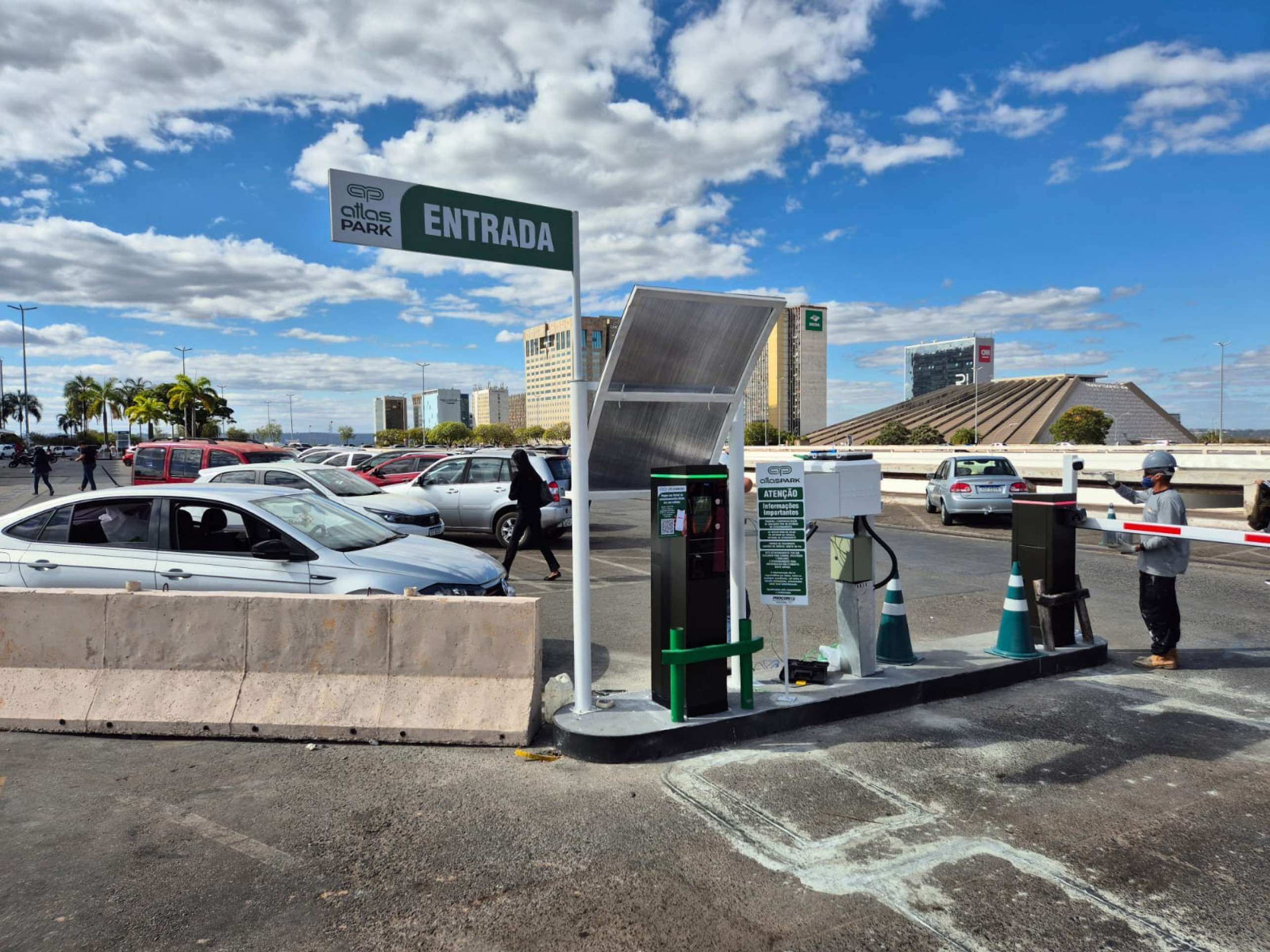 Estacionamento pago avança na Rodoviária do Plano Piloto