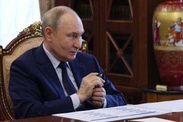 Porta-voz da Rússia disse que o presidente Putin se pronunciará quando ele considerar necessário -  (crédito: Mikhail METZEL/POOL/AFP)