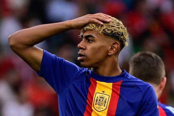 Governo quer apurar se lei foi violada na festa de 18 anos do craque do Barcelona Lamine Yamal - (crédito: John MACDOUGALL/AFP) Governo quer apurar se lei foi violada na festa de 18 anos do craque do Barcelona Lamine Yamal - (crédito: John MACDOUGALL/AFP)