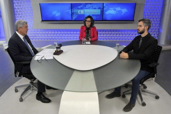 O presidente da Caesb destacou medidas que serão tomadas para melhorar a medição da água consumida pelo DF - (crédito: Marcelo Ferreira/CB) O presidente da Caesb destacou medidas que serão tomadas para melhorar a medição da água consumida pelo DF - (crédito: Marcelo Ferreira/CB)
