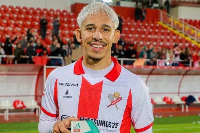 Werton saiu do Flamengo e foi para o Leixões, de Portugal -  (crédito: Foto; Divulgação / Leixões)