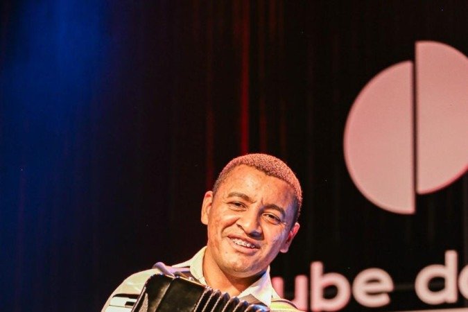 Dadá Nunes e o grupo Vai que é Samba se apresentam no Clube do Choro neste sábado - (crédito: Divulgação) Dadá Nunes e o grupo Vai que é Samba se apresentam no Clube do Choro neste sábado - (crédito: Divulgação)