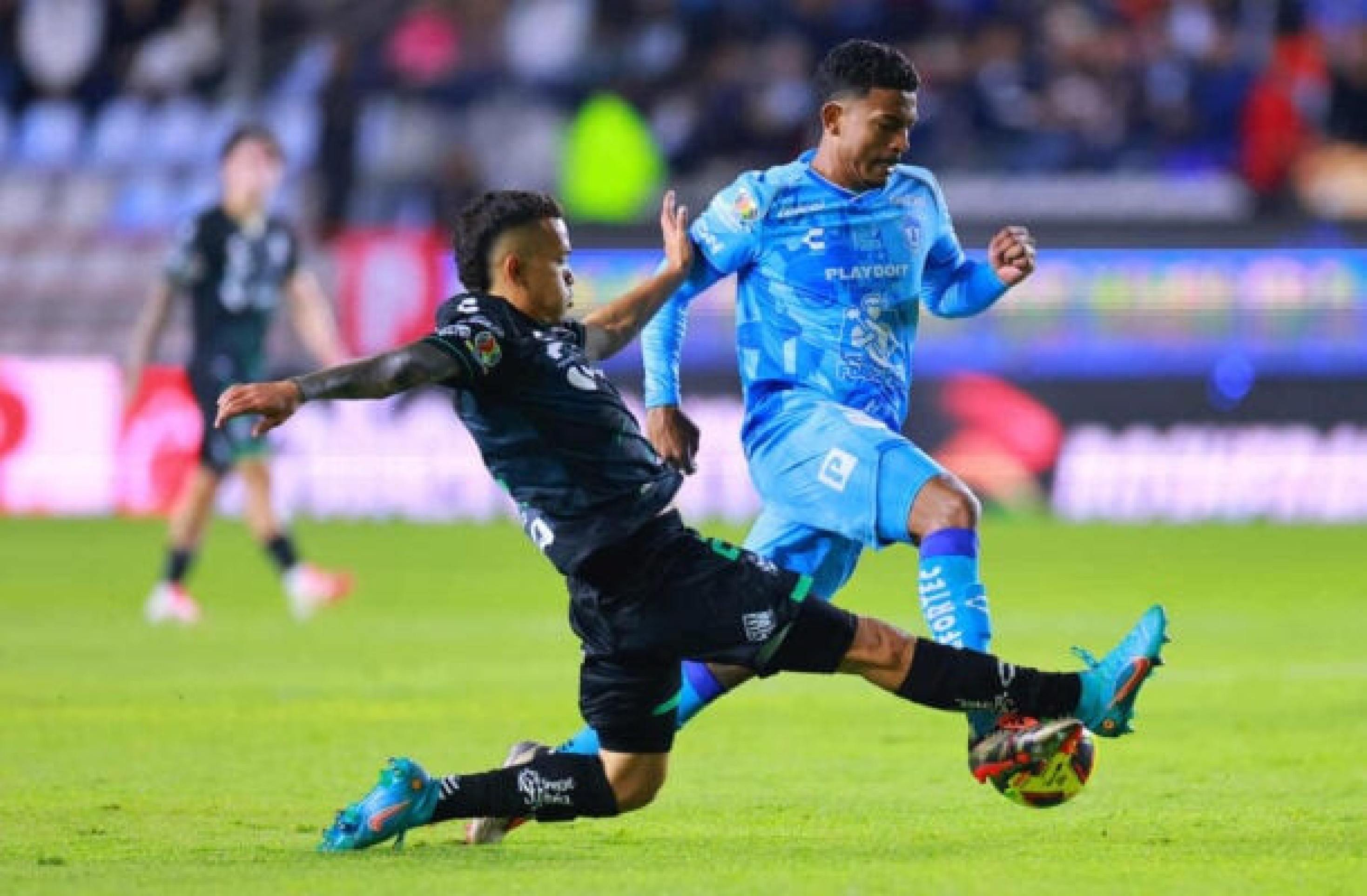 John Kennedy já tem data para chegar ao Rio e se reapresentar ao Fluminense