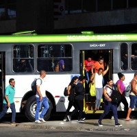 O transporte coletivo seguirá a tabela de dia útil -  (crédito: Minervino Júnior/CB/D.A.Press)