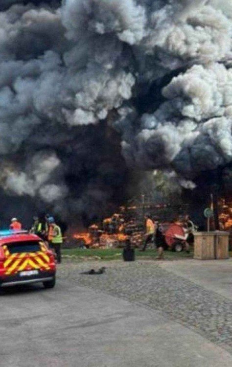 Segundo a organização, o 'mainstage' (palco principal) que viria para o Brasil em 2026 foi danificado pelo incêndio ocorrido na Bélgica. Embora ninguém tenha se ferido, a estrutura precisará ser reconstruída, o que exige mais tempo de planejamento -  (crédito: Divulgação)