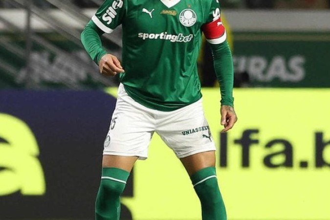 GUSTAVO GÓMEZ - Mesmo que de maneira atabalhoada, tirou bola preponderante na quina da pequena área, evitando gol certo do Mirassol. No lance do gol, foi surpreendido por Chico da Costa. NOTA 6,0 - Foto: Cesar Greco/Palmeiras/by Canon