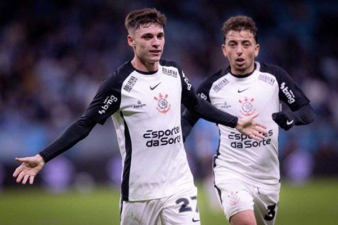 BRENO BIDON - Voltou ao time titular na vaga que foi de Carrillo no último jogo e conseguiu ajudar na marcação. Porém, foi mais um que caiu de rendimento na segunda etapa e saiu para a entrada de Carrillo. NOTA 5,0 - Foto: Rodrigo Coca/Agência Corinthians