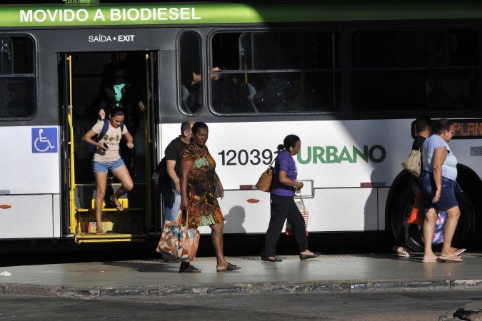 Este ano, o Natal será numa quinta-feira, assim como o Ano Novo. Pelas regras do Vai de Graça, a população terá gratuidade no transporte nessas duas datas e no domingo, 28 de dezembro - (crédito: Minervino Júnior/CB/D.A.Press) Este ano, o Natal será numa quinta-feira, assim como o Ano Novo. Pelas regras do Vai de Graça, a população terá gratuidade no transporte nessas duas datas e no domingo, 28 de dezembro - (crédito: Minervino Júnior/CB/D.A.Press)