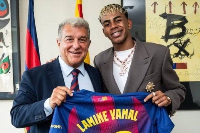 Yamal com a camisa 10 do Barcelona - (crédito: Foto: divulgação Barcelona) Yamal com a camisa 10 do Barcelona - (crédito: Foto: divulgação Barcelona)