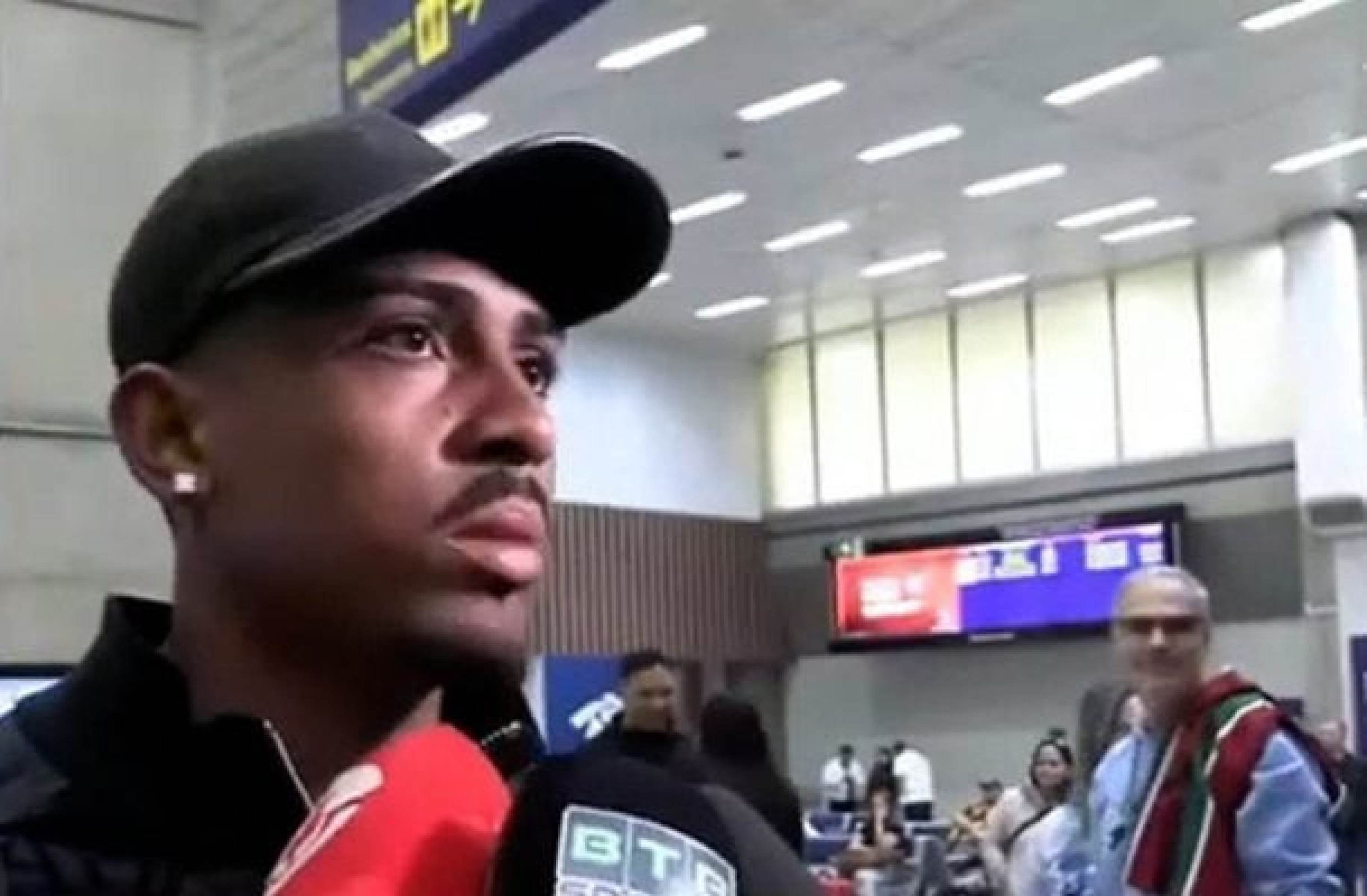 De volta ao Flu, John Kennedy desembarca no Rio: ‘Mais maduro e focado’