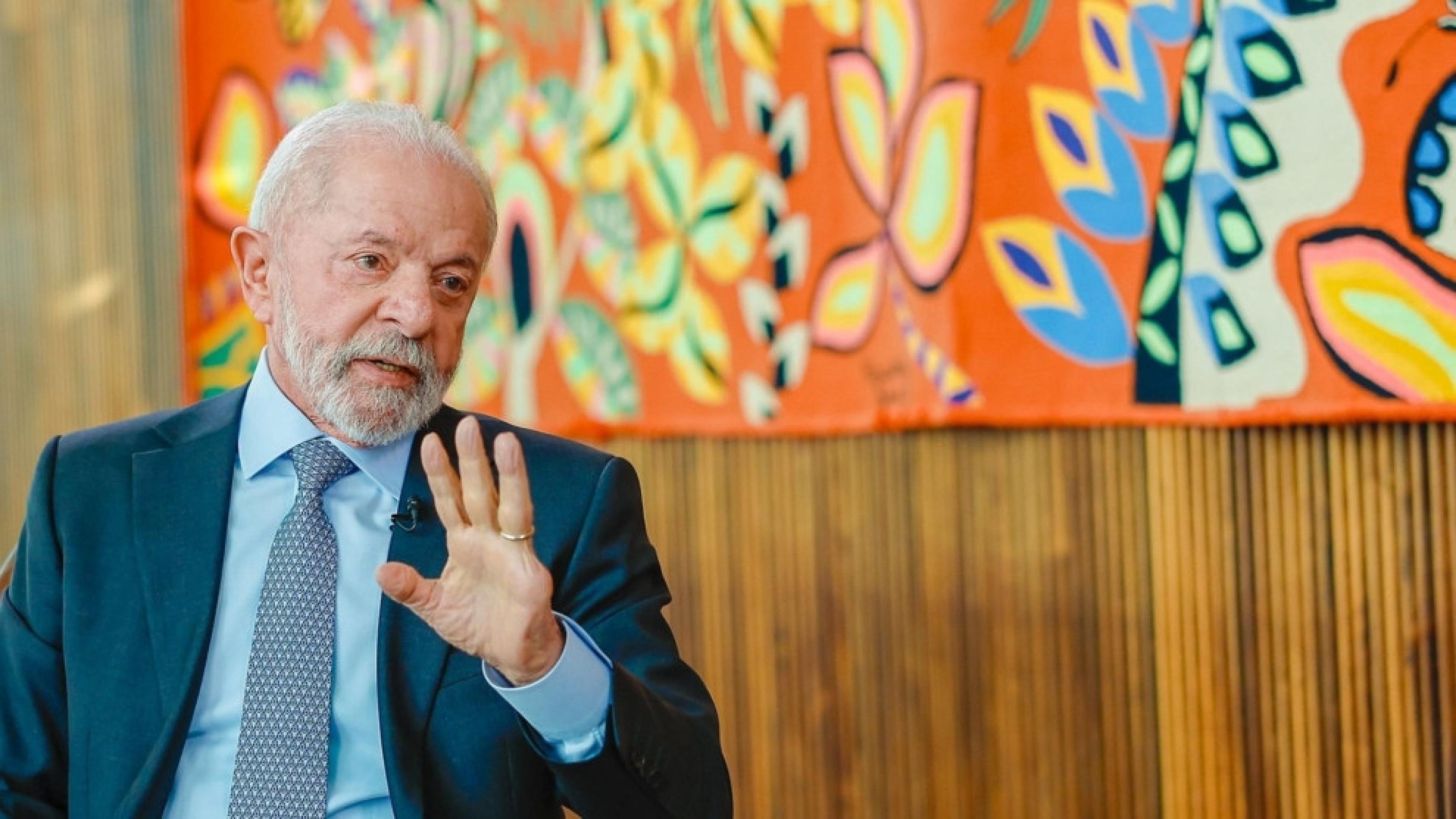 Se Lula não se pronunciasse sobre projeto de lei que aumenta número de deputados federais até esta quarta-feira, Davi Alcolumbre o promulgaria -  (crédito: Platobr Politica)