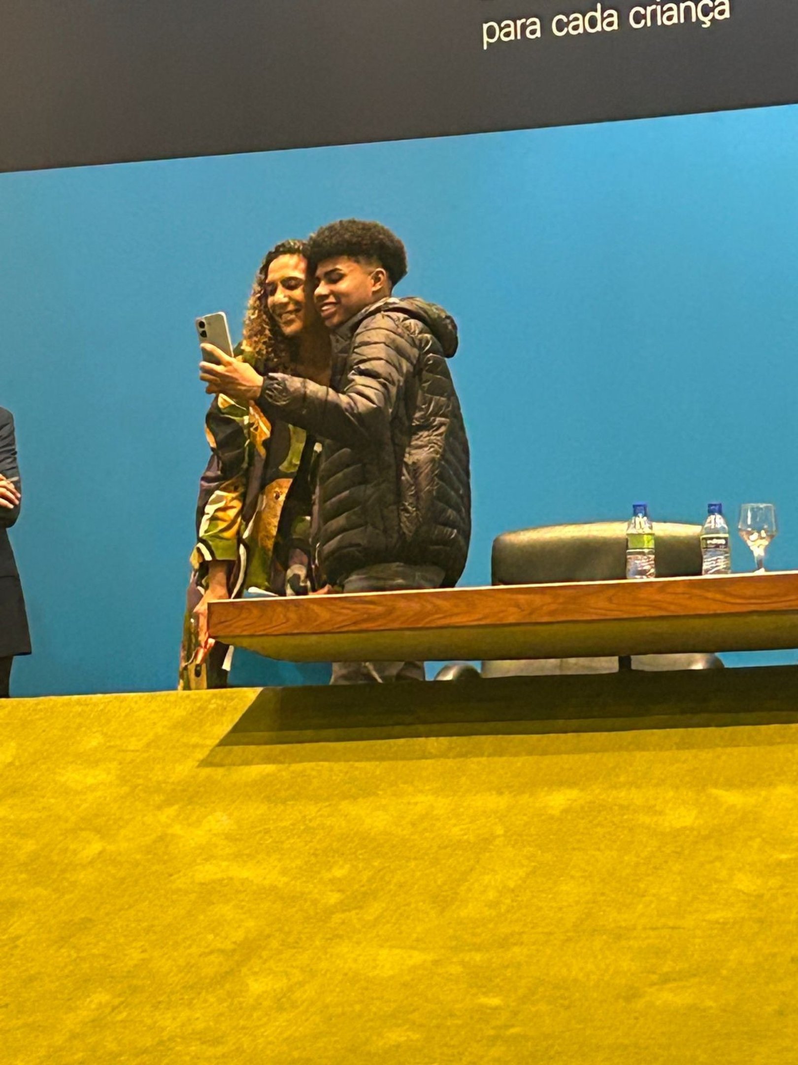 Ministra da Igualdade Racial Anielle Franco e o jovem João Pedro Pankararu 
