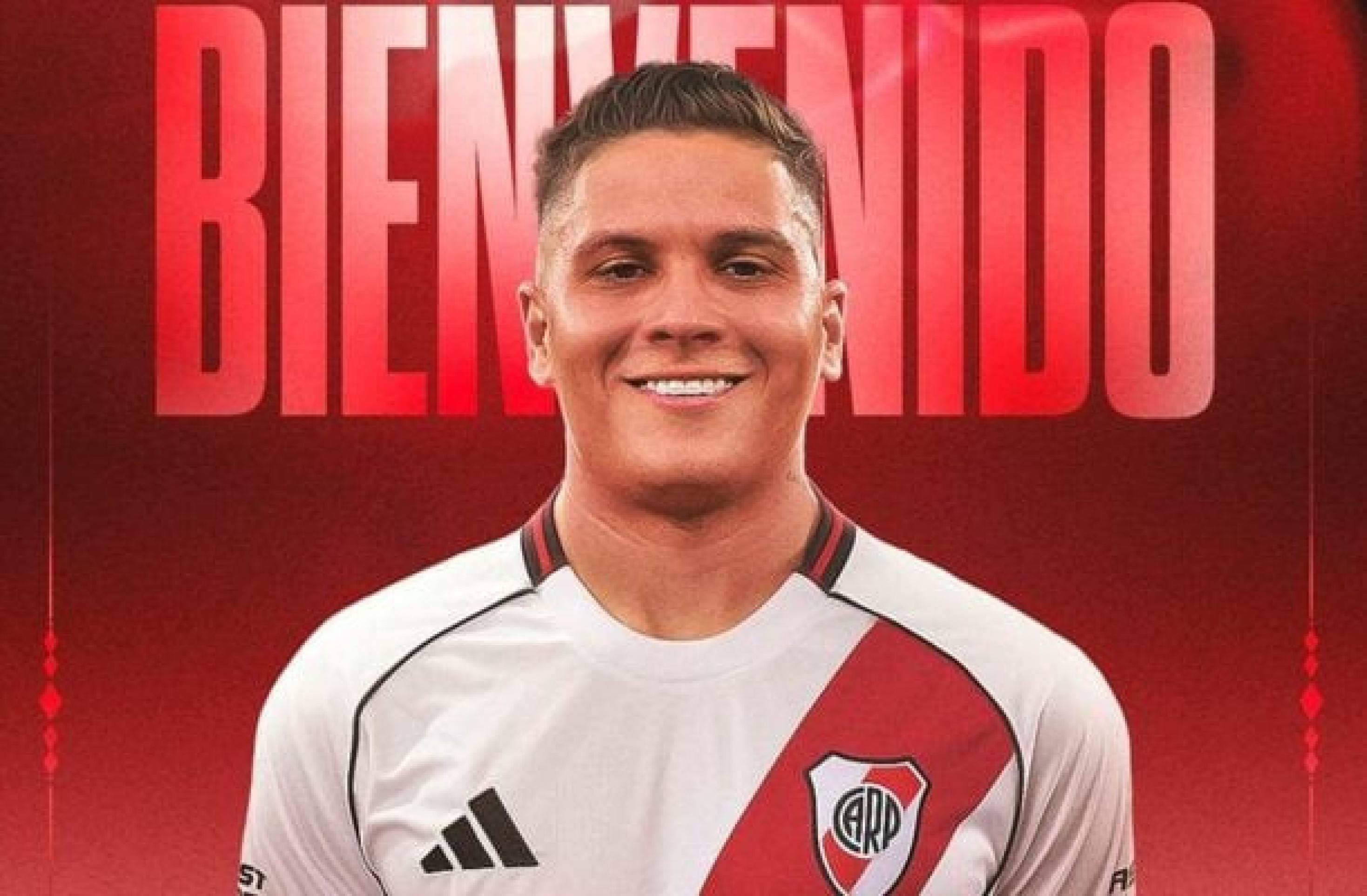 Juanfer Quintero está, oficialmente, de volta ao River Plate