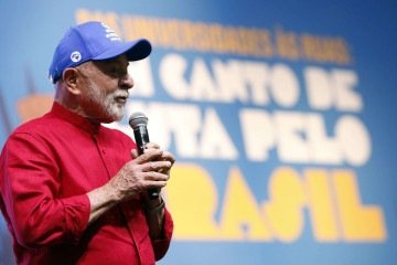 Segundo Lula, o Brasil 'sempre esteve aberto ao diálogo' -  (crédito:  Bruno Peres/Agência Brasil)