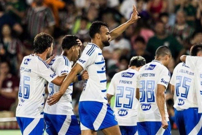 Na despedida de Arias, Cruzeiro vence o Fluminense no Maracanã e é líder do Brasileirão -  (crédito: Foto: Rodrigo Ferreira /Cruzeiro)