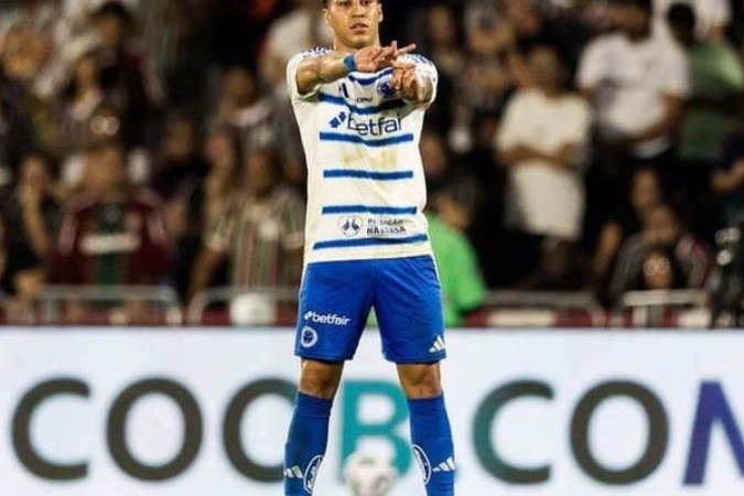 Craque cruzeirense foi o grande herói da noite no Maraca -  (crédito: Foto: Rodrigo Ferreira /Cruzeiro)