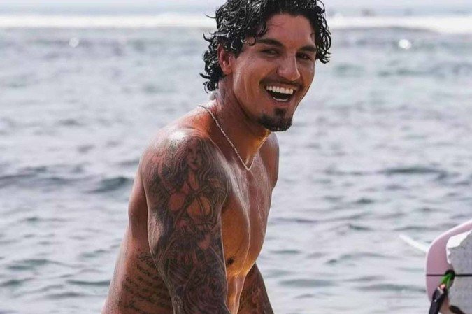 Gabriel Medina anuncia gravidez da namorada, Isabella Arantes