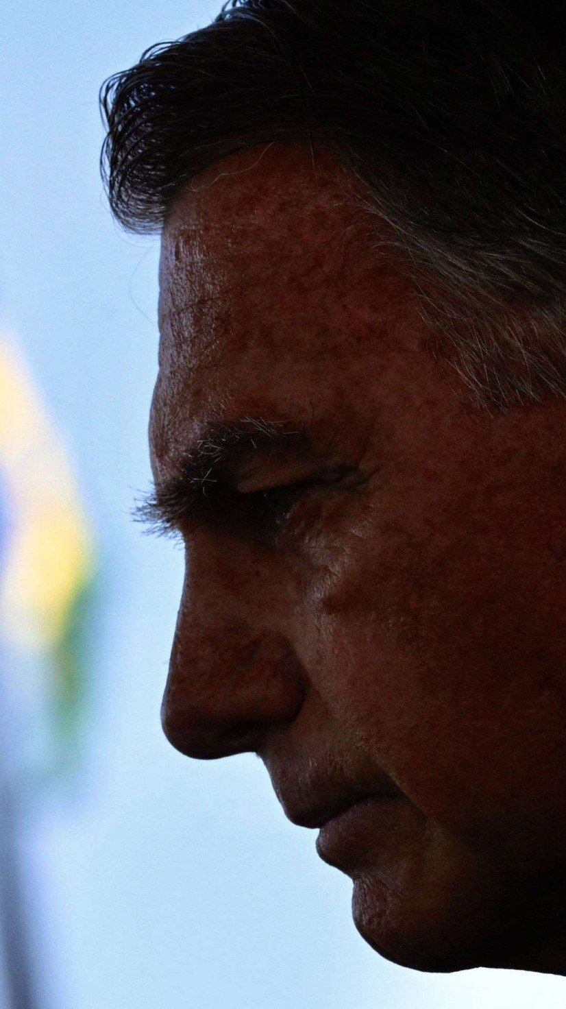  Recolhimento, proibição e silêncio: a nova rotina de Jair Bolsonaro -  (crédito:  AFP)