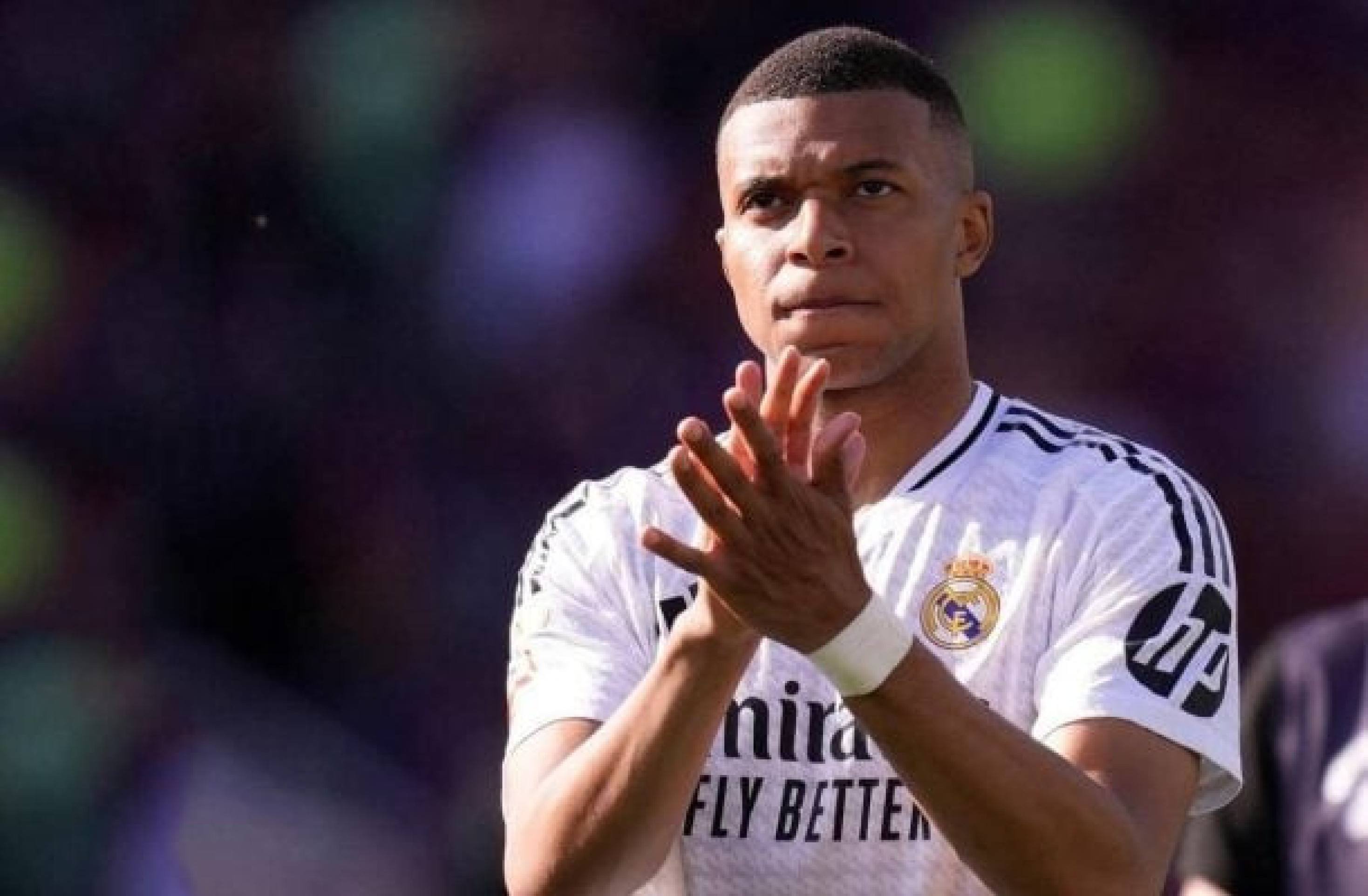 Transferências a agentes colocam Mbappé no centro de investigação na França