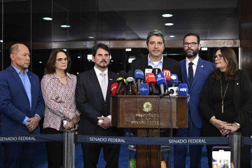 Parlamentares defendem a votação da PEC que limita decisões monocráticas no STF e a criação de uma CPI para investigar supostos abusos de autoridade do Supremo -  (crédito: Andressa Anholete/Agência Senado)