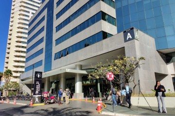 Prédio onde fica a sede do PL. Bolsonaro é alvo de operação -  (crédito: Marcelo Ferreira/CB/D.A Press)
