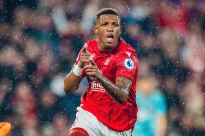 Jogador quase se transferiu pro Lyon, outro clube de John Textor -  (crédito: Foto: Reprodução/Twitter)