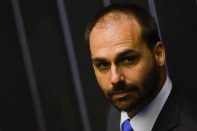 Na publicação, o parlamentar ainda afirmou que a ordem faz parte de um movimento de Na publicação, o parlamentar ainda afirmou que a ordem faz parte de um movimento de