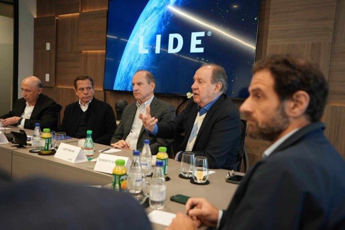 Lideranças do Lide e representantes do setor produtivo reagiram ao tarifaço anunciado pelos EUA e propuseram uma ofensiva diplomática - (crédito: Rodrigo Senigalia/ LIDE) Lideranças do Lide e representantes do setor produtivo reagiram ao tarifaço anunciado pelos EUA e propuseram uma ofensiva diplomática - (crédito: Rodrigo Senigalia/ LIDE)