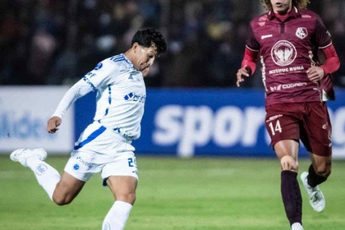 LUCAS ROMERO - Fundamental para destruir diversas tentativas do Fluminense em construir jogadas e levar perigo. NOTA 6,0 - Foto: Gustavo Aleixo / Cruzeiro