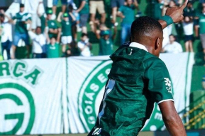 Goiás vence o Cuiabá e segue na liderança da Série B - (crédito: Foto: AssCom Dourado / Divulgação) Goiás vence o Cuiabá e segue na liderança da Série B - (crédito: Foto: AssCom Dourado / Divulgação)