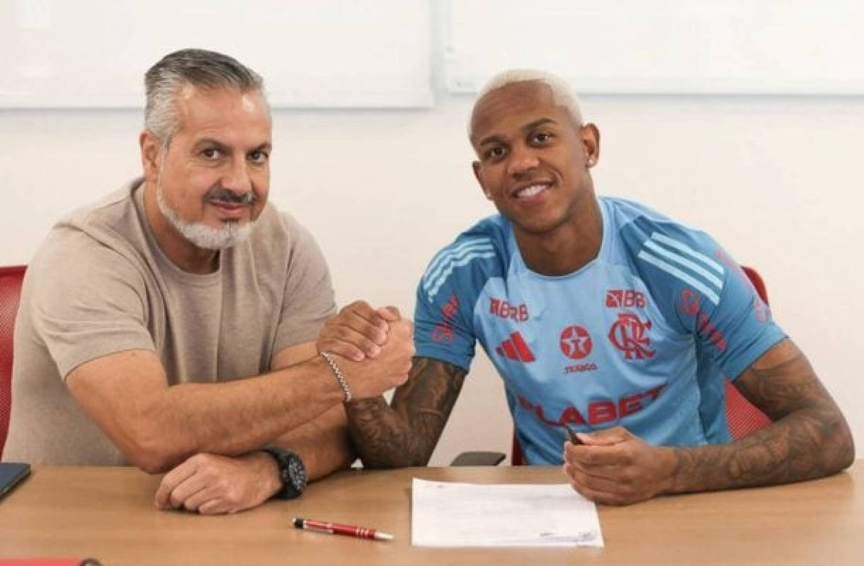 Wallace Yan está em alta após disputa da Copa do Mundo de Clubes  -  (crédito: Foto: Gilvan de Souza/Flamengo)