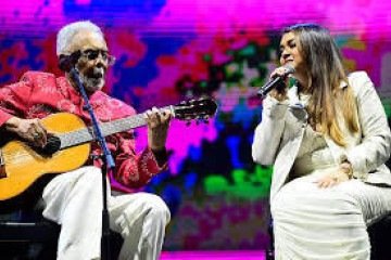Aparição da empresária com o pai no show da última turnê de Gilberto Gil