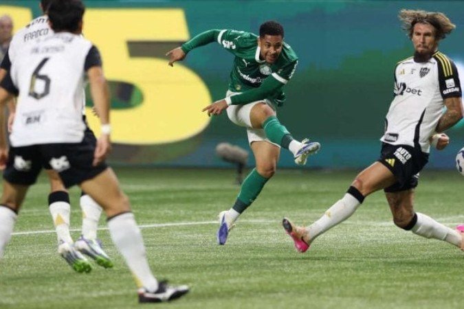 Vitor Roque novamente passa em branco em um jogo do Palmeiras -  (crédito: Foto: Cesar Greco/Palmeiras)