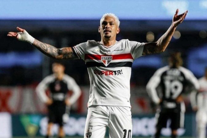 Luciano foi a figura do Majestoso  -  (crédito: Foto: Paulo Pinto/São Paulo)