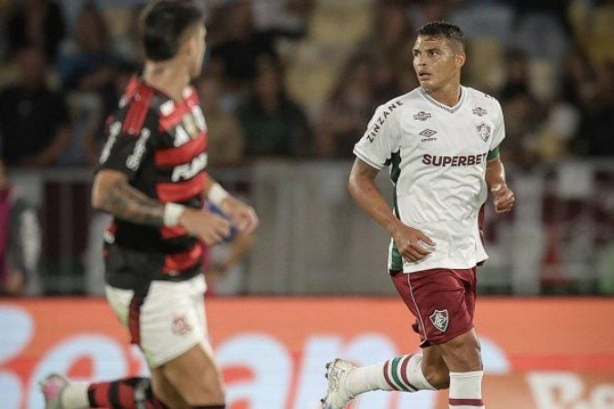 THIAGO SILVA - Teve uma atuação segura e liderou a defesa tricolor. No primeiro tempo, quase teve um desentendimento com Wallace Yan, mas não desconcentrou. NOTA: 6,0 - Foto: Marcelo Gonçalves/Fluminense