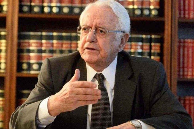 Carlos Velloso: Carlos Velloso: