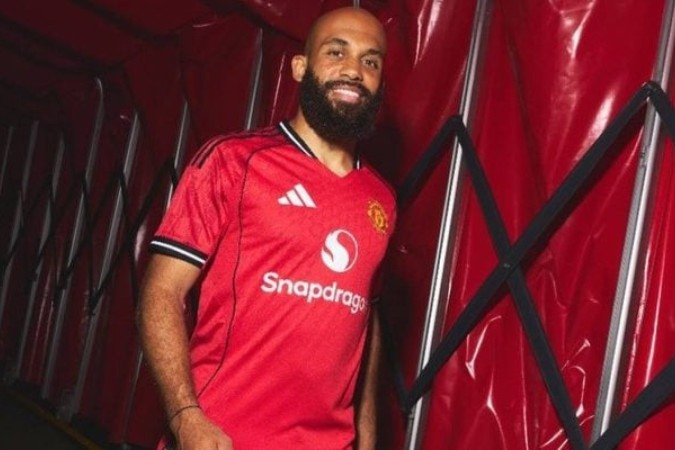 Mbeumo assinou contrato por cinco temporadas, até junho de 2030, com opção de renovação por mais um ano - (crédito: Foto: Divulgação) Mbeumo assinou contrato por cinco temporadas, até junho de 2030, com opção de renovação por mais um ano - (crédito: Foto: Divulgação)