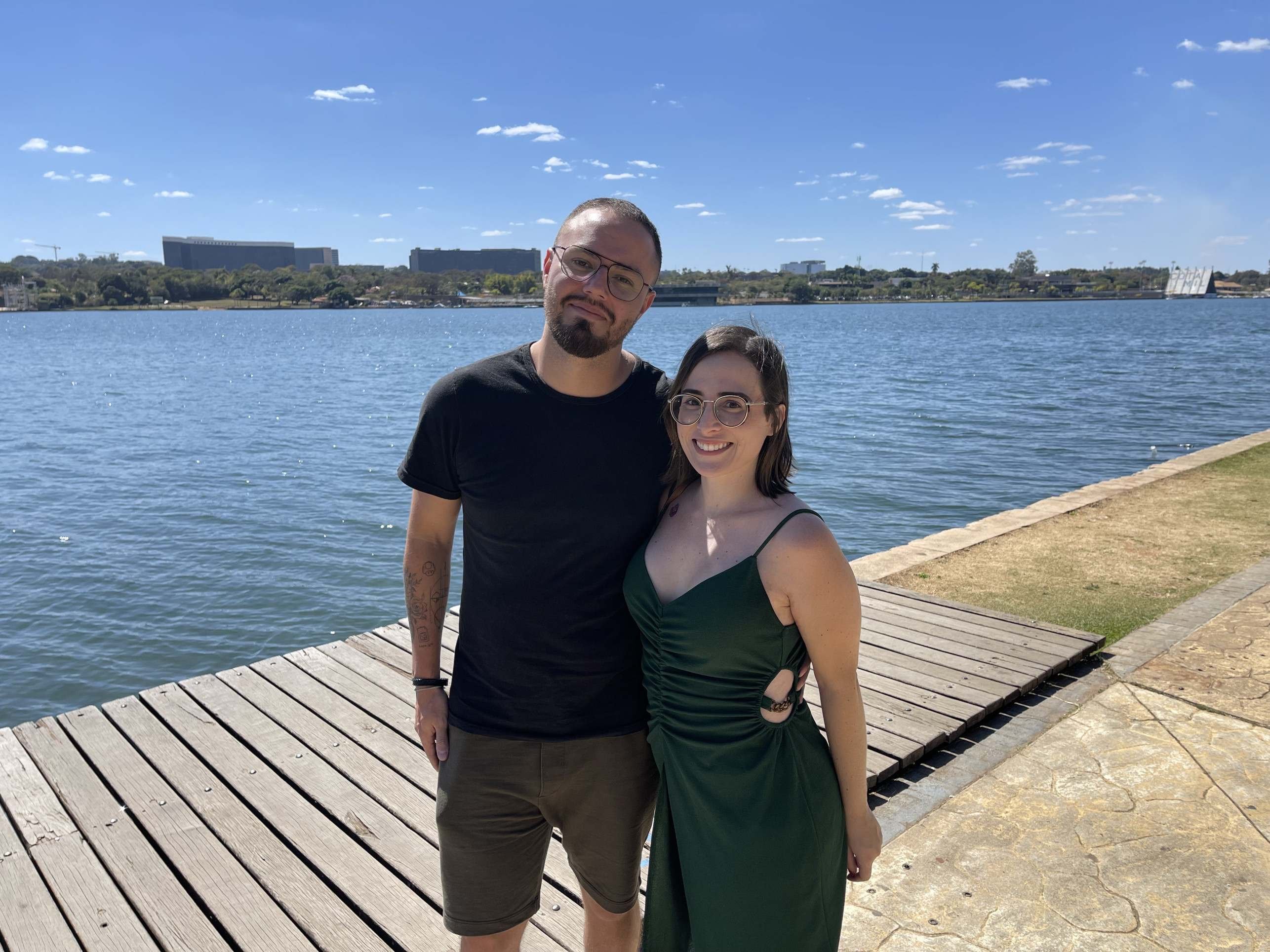 Letícia levou o namorado, Leonardo, que é paulista, para conhecer a orla