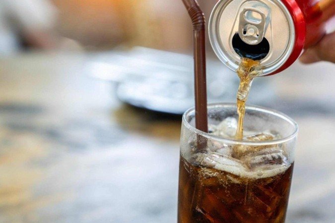 Coca-Cola vai lançar bebida com açúcar de cana nos EUA após pressão de Trump -  (crédito: Getty Images)