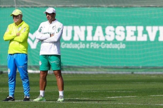 Palmeiras terá mudanças para o duelo contra o Fluminense - (crédito: Foto: Cesar Greco/Palmeiras) Palmeiras terá mudanças para o duelo contra o Fluminense - (crédito: Foto: Cesar Greco/Palmeiras)