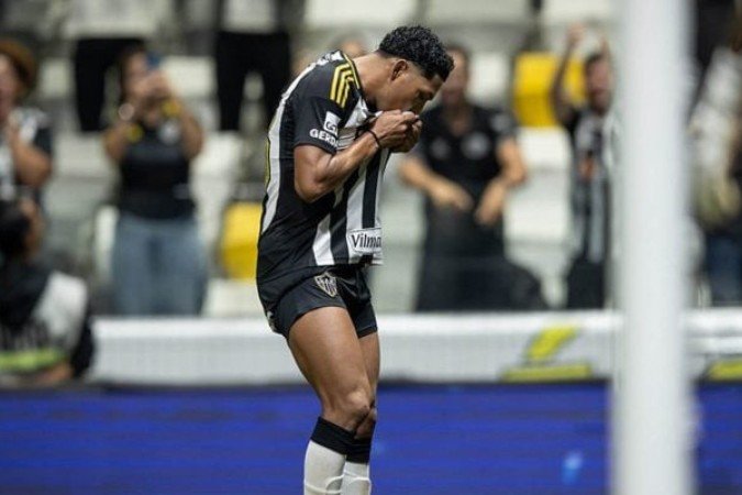 Rony foi convencido a retirar a ação na Justiça contra o Atlético -  (crédito: Pedro Souza / Atlético)