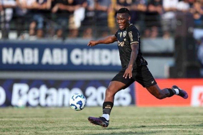 De Paula vai jogaer no futebol português - (crédito: Foto: Vitor Silva/Botafogo) De Paula vai jogaer no futebol português - (crédito: Foto: Vitor Silva/Botafogo)